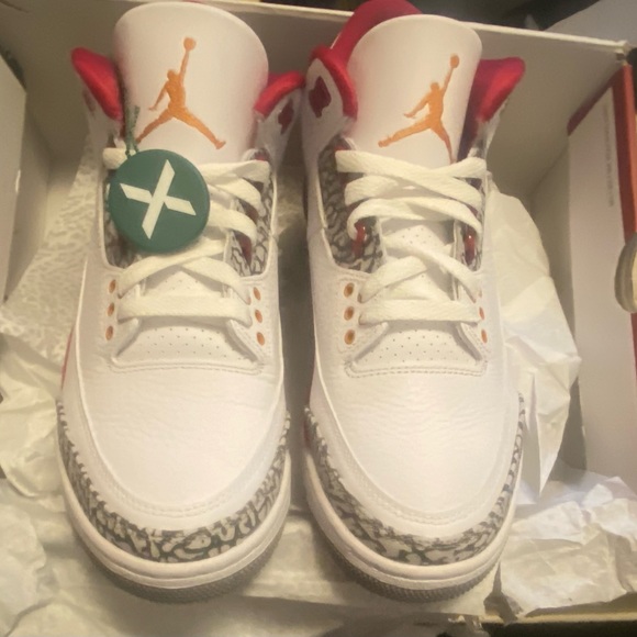 Air Jordan 3 Retro Cardinal Red 8 main image 4